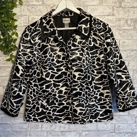Chico’s Animal Print Sheen Swing‎ Jacket Blazer Size 2 Black and White - Picture 1 of 6